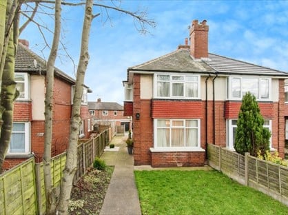 3 Bed Semi-Detached House, Front Street, WF10