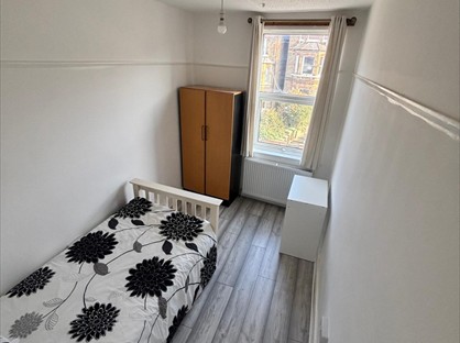 Room in a Shared House, Norwood Road, SE24
