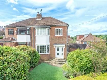 3 Bed Semi-Detached House, Woodhill Gardens, LS16