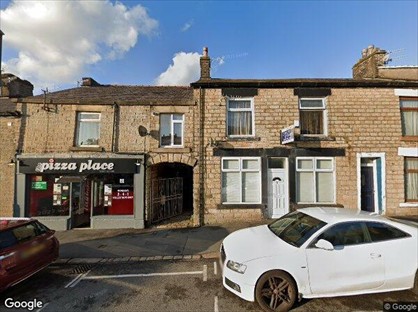 2 Bed Flat, Station Road, SK13