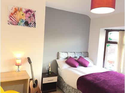 Room in a Shared House, Chesterton Grove, M43