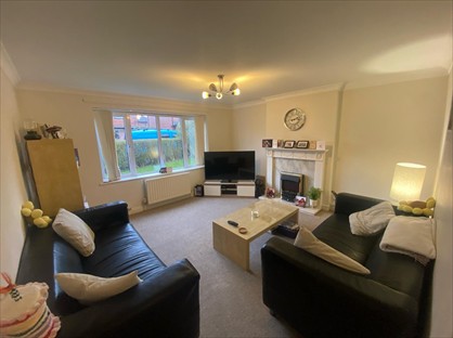 2 Bed Flat, Drummond Avenue, LS16