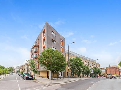 3 Bed Flat, Park View Court, E3