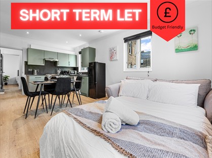 Studio Flat, Deptford High Street, SE8