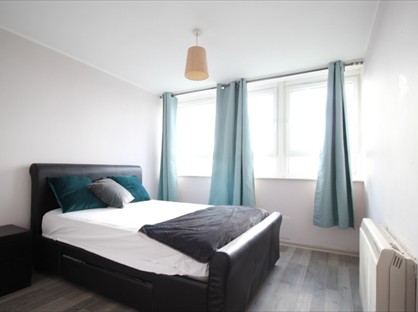 Room in a Shared House, Totteridge House, SW11