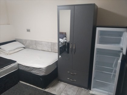 Room in a Shared Flat, Blackburn Road, BL1