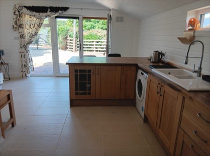 1 Bed Flat, Phocle Green, HR9