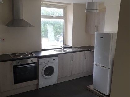 2 Bed Semi-Detached House, Victor Street, WF17