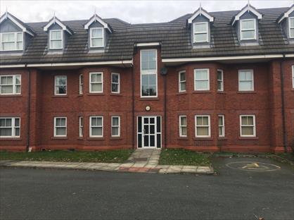 2 Bed Flat, Lidderdale Court, L15
