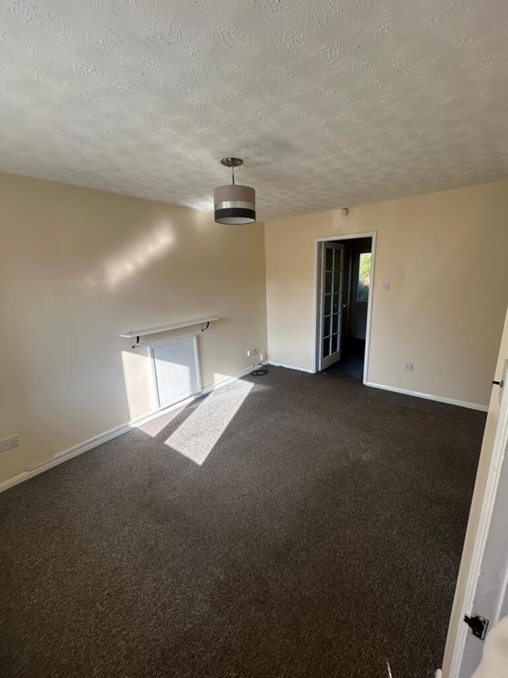 Additional image 2 of 2 Bed Semi-Detached House, Thorney Road, CV2, N1 7GU