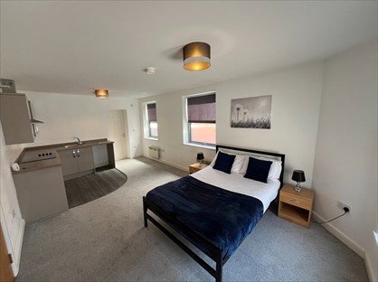 Room in a Shared House, Ye Olde Jug And Glass, NG21