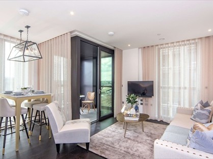 2 Bed Flat, Thornes House, SW11