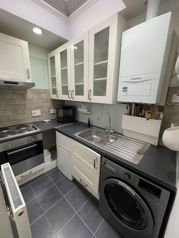 Studio Flat, New Cavendish Street, W1G, N1 7GU