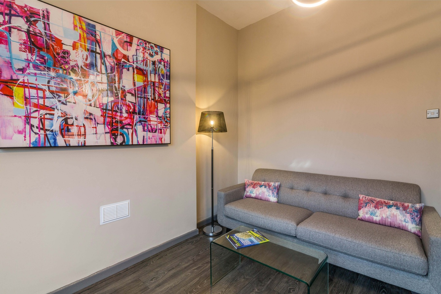 2 Bed Flat, Ebury Road, NG5, N1 7GU