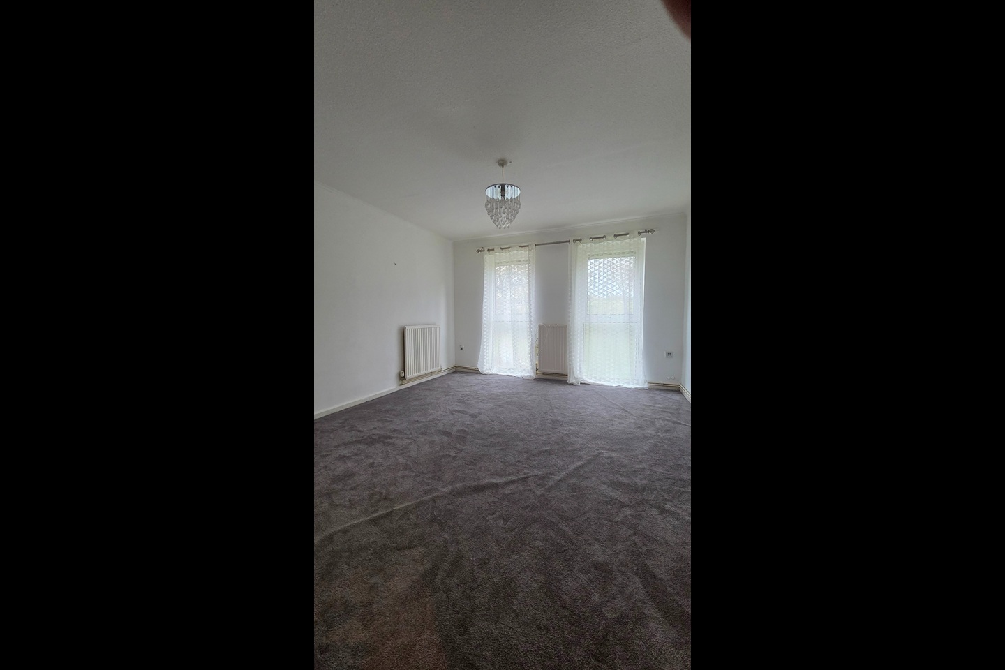 1 Bed Flat, Iona Close, LE4 photo 2