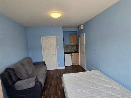 Studio Flat, Whitefoot Lane, BR1