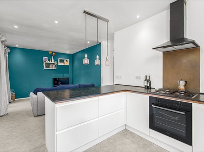 2 Bed Flat, Springbank Road, NE2
