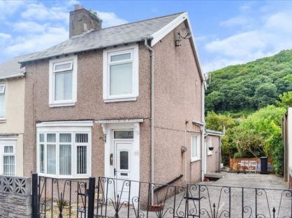 3 Bed Semi-Detached House, Crawford Road, SA12