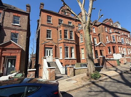 1 Bed Flat, Netherhall Gardens, NW3