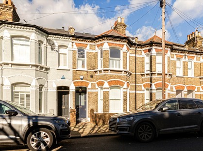 3 Bed Terraced House, Patience Road, SW11