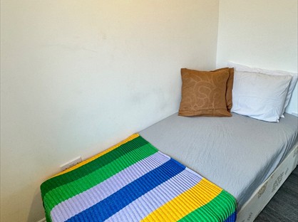 Room in a Shared House, Castle Road, UB5