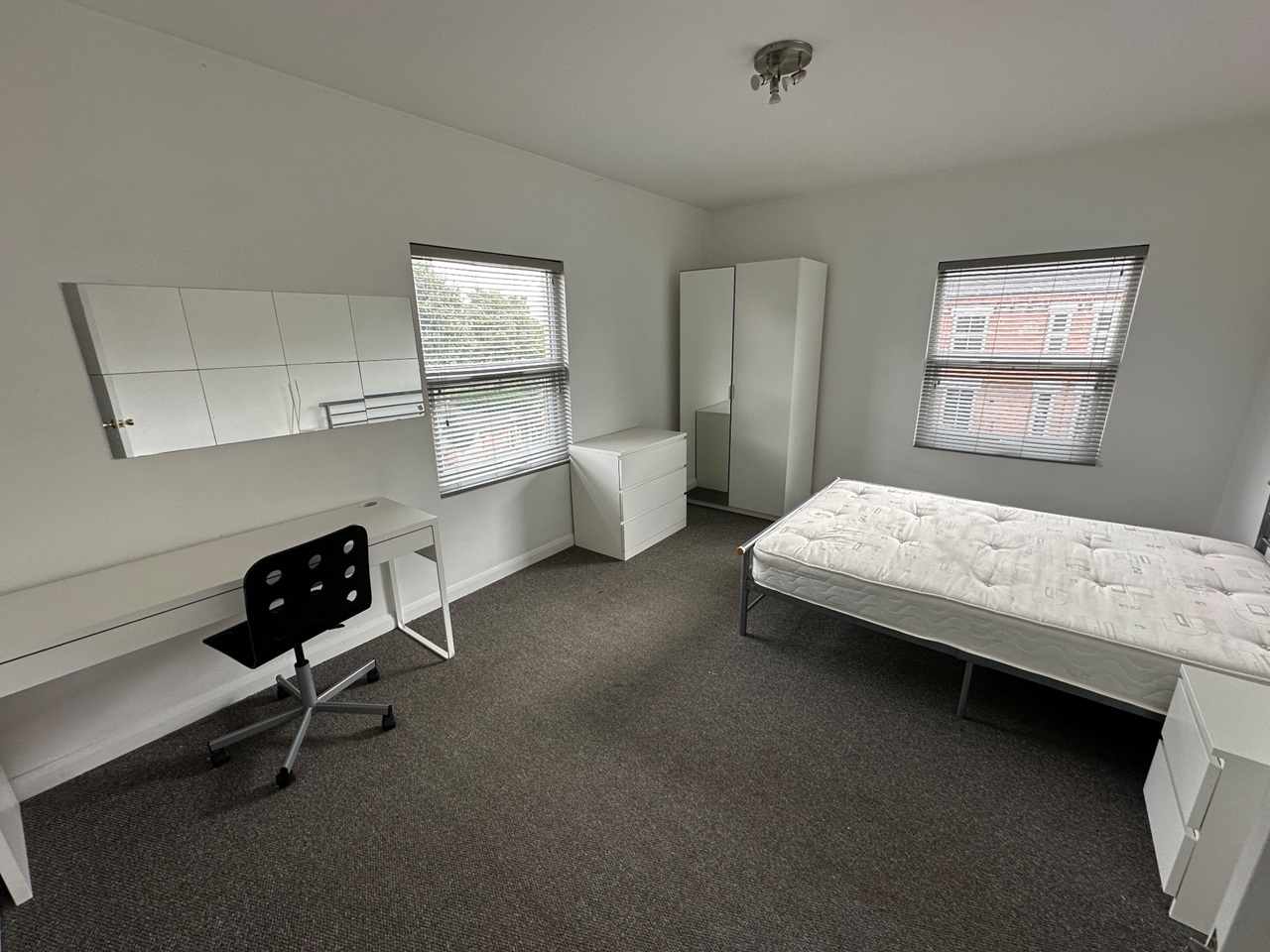 Room in a Shared House, Burns St, NG7 photo 4