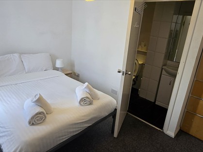 Room in a Shared House, Breaks Road, AL10