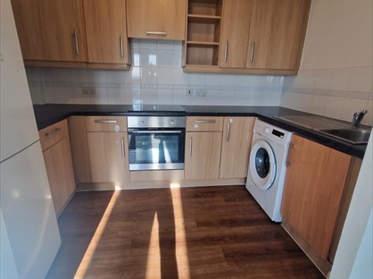 1 Bed Flat, London Rd, CR0