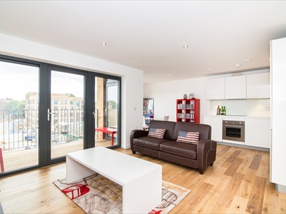 2 Bed Flat, Cowley Road, SW9