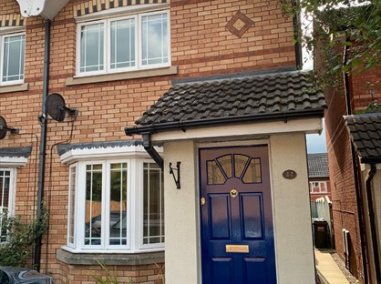 2 Bed End Terrace, Holmeswood Close, SK9