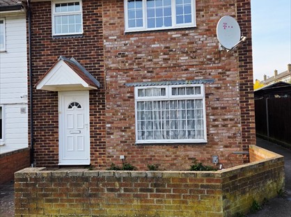 3 Bed Detached House, Austen Paths, SG2