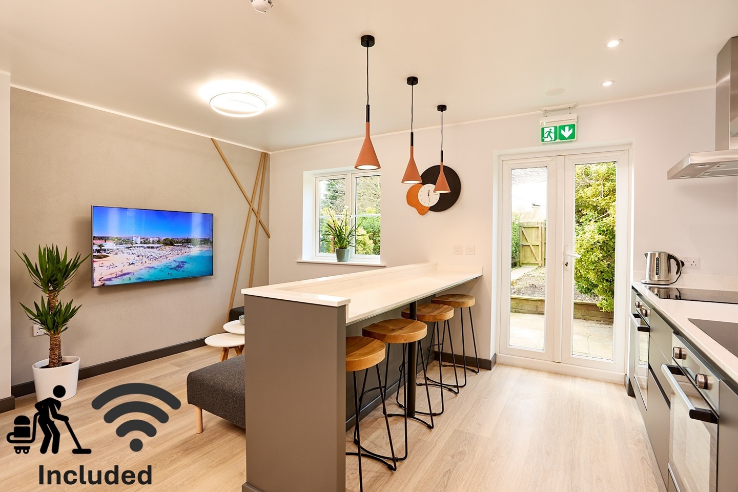 5 Bed Semi-Detached House, College Way, BS34, N1 7GU