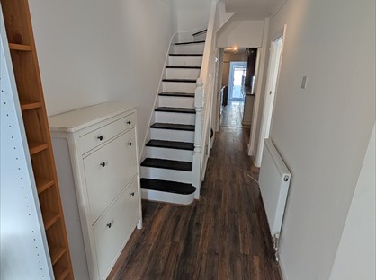 5 Bed Terraced House, Thurlow Gardens, IG6