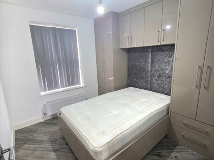 2 Bed Flat, High Road Leytonstone, E11