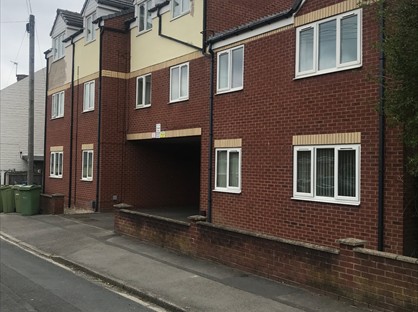 2 Bed Flat, Briggs Row, WF7