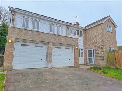 5 Bed Detached House, Rushmoor Grove, BS48