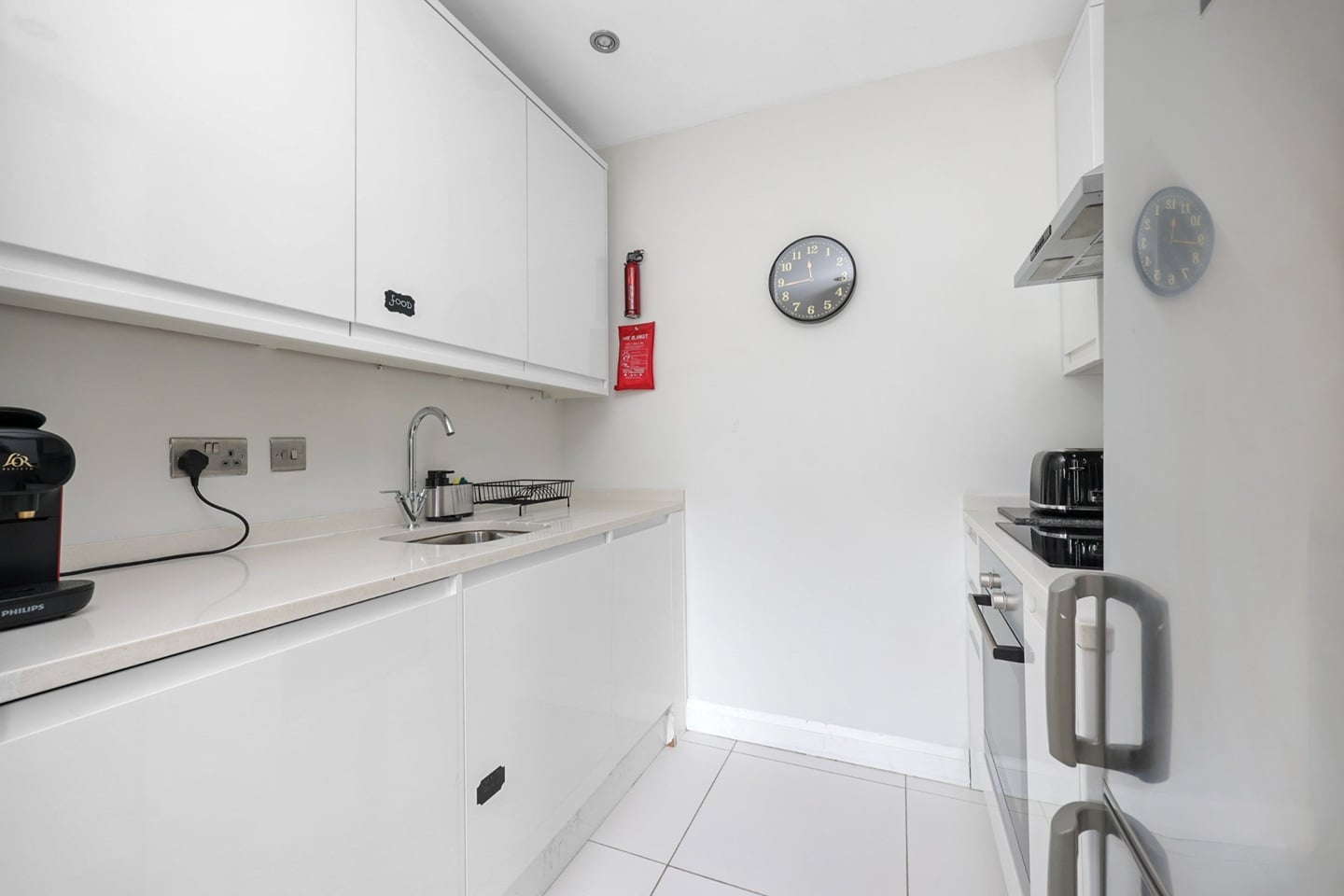 2 Bed Flat, Hanbury Street, E1 photo 4