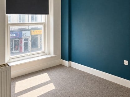 1 Bed Flat, Marine Road, LL22