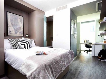 Studio Flat, Classic Studio, M15