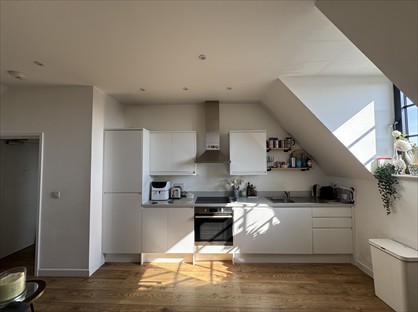 1 Bed Penthouse, Montclair House, PO19