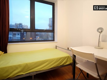 Room in a Shared Flat, Faroe House, E14