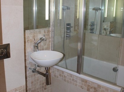 Room in a Shared House, Cloysters Green, E1W