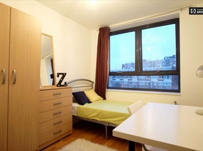 Room in a Shared Flat, Limbe Court, E14