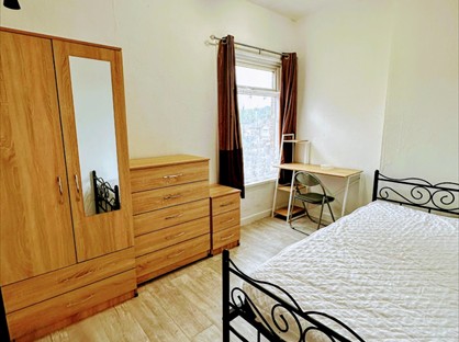 3 Bed Terraced House, Irving Road, CV1
