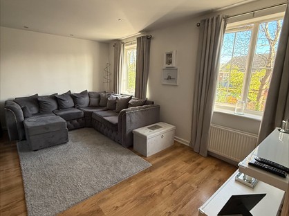 2 Bed Flat, Blackfriars Court, CH7