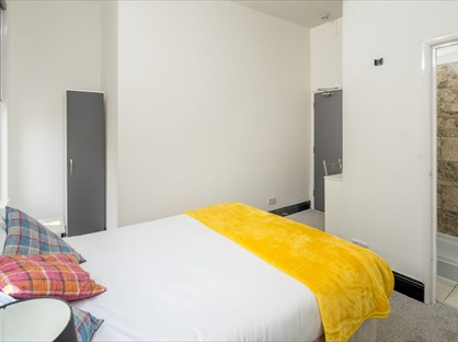 Room in a Shared Flat, Isledon Road, N7