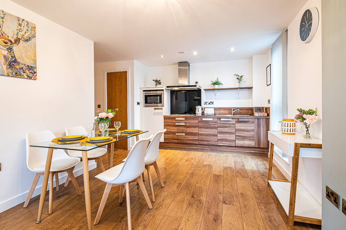 2 Bed Flat, I Quarter, S3 photo 3