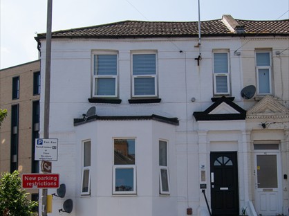 2 Bed Flat, St. Swithuns Road, BH1