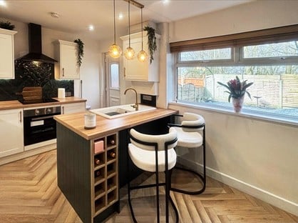 2 Bed Semi-Detached House, Windermere Road, SK14
