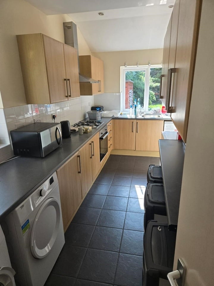 Additional image 4 of Room in a Shared House, Lower Road Beeston, NG9, N1 7GU